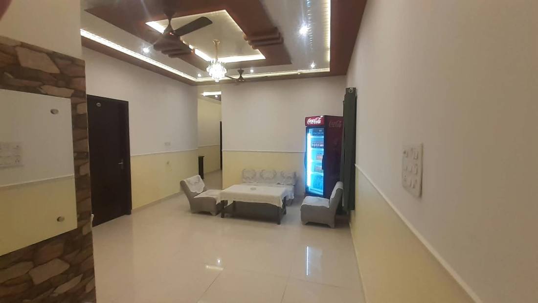 Guest lounge